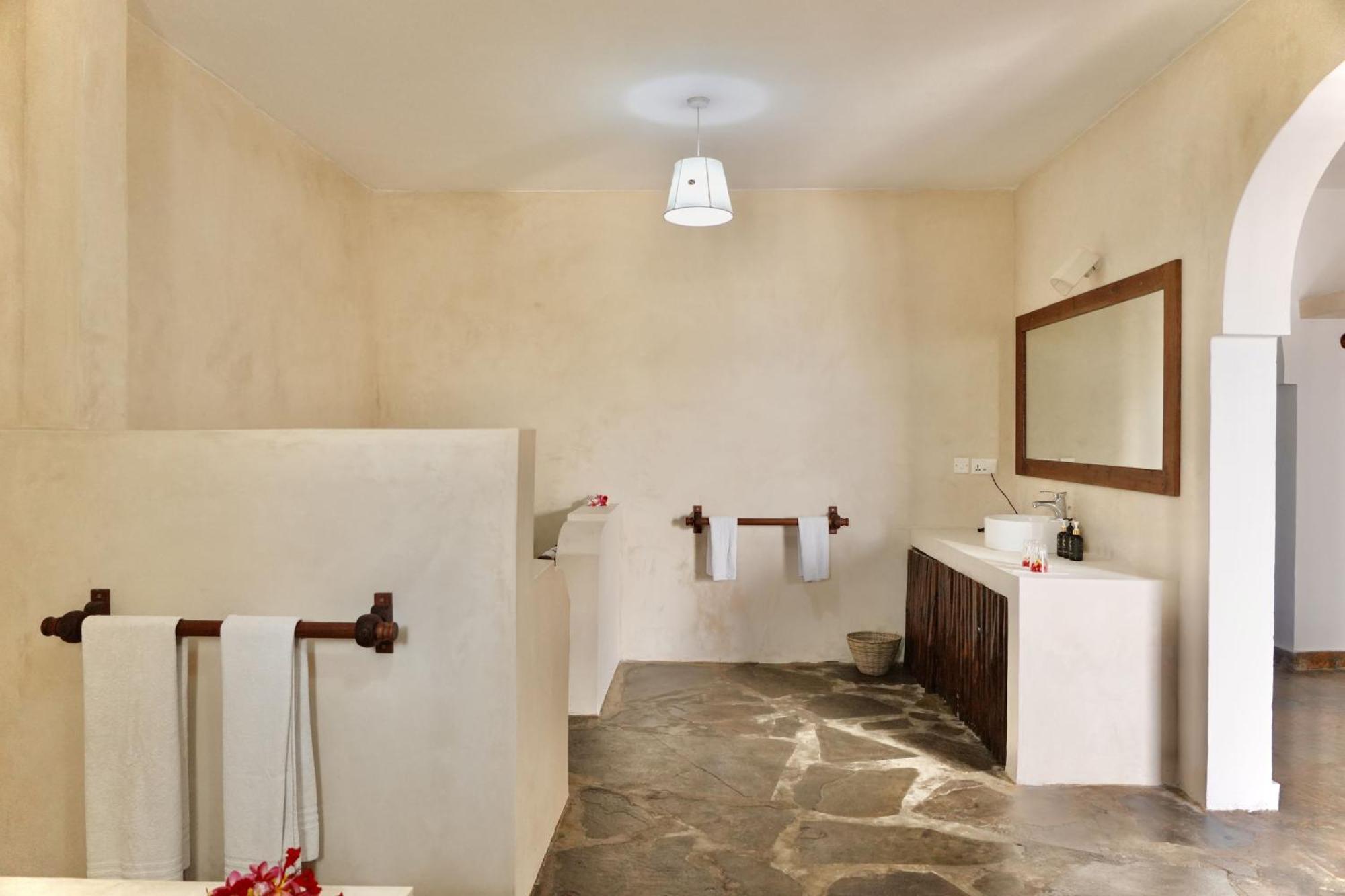 Jacaranda Beach Resort Ватаму Екстериор снимка