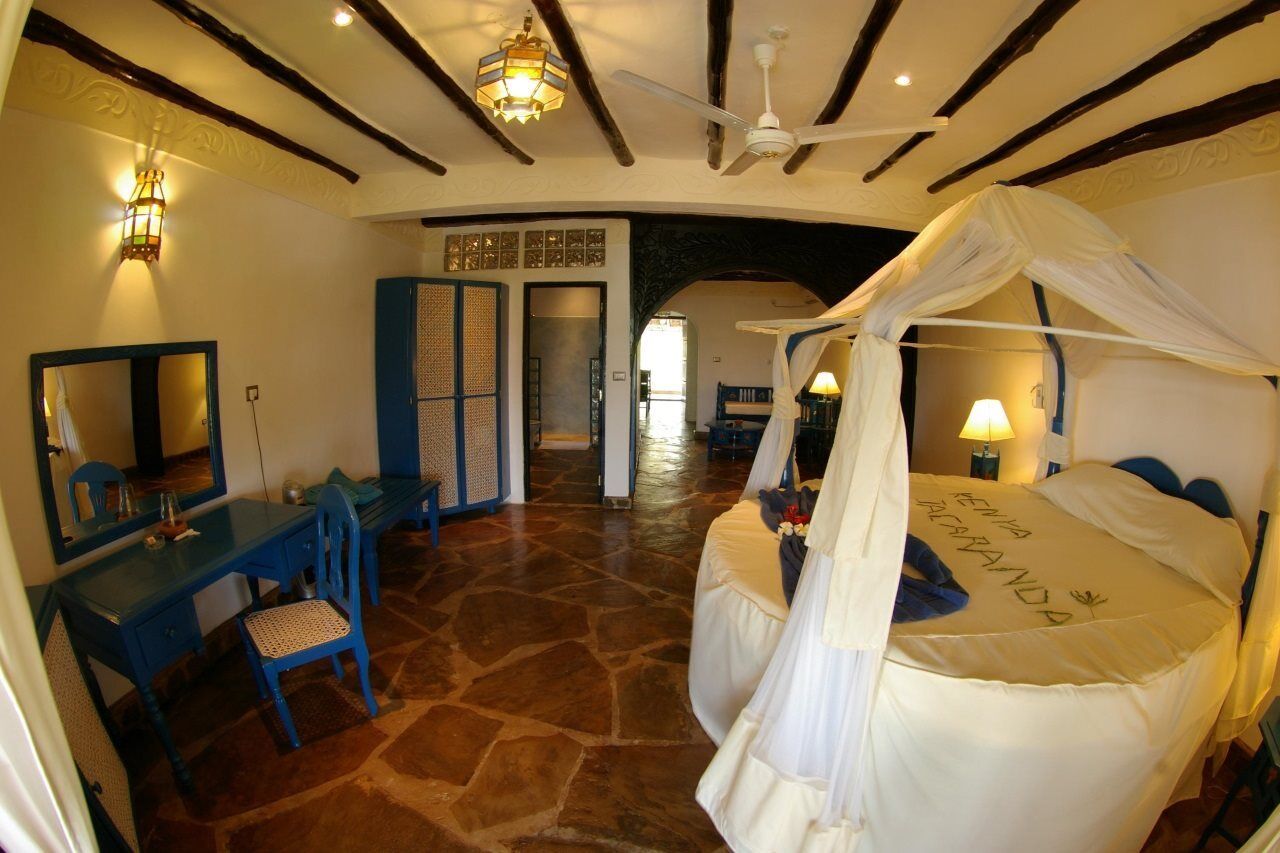 Jacaranda Beach Resort Ватаму Екстериор снимка
