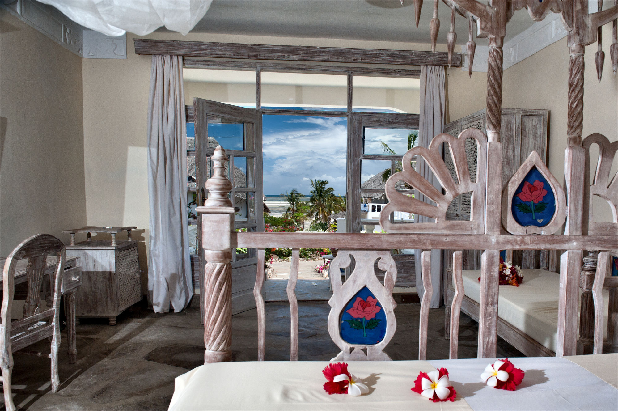 Jacaranda Beach Resort Ватаму Екстериор снимка