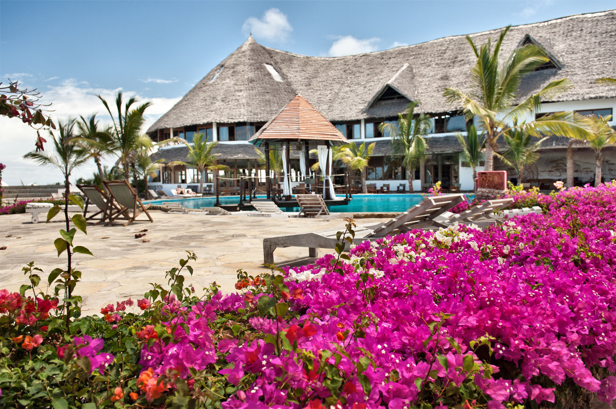 Jacaranda Beach Resort Ватаму Екстериор снимка